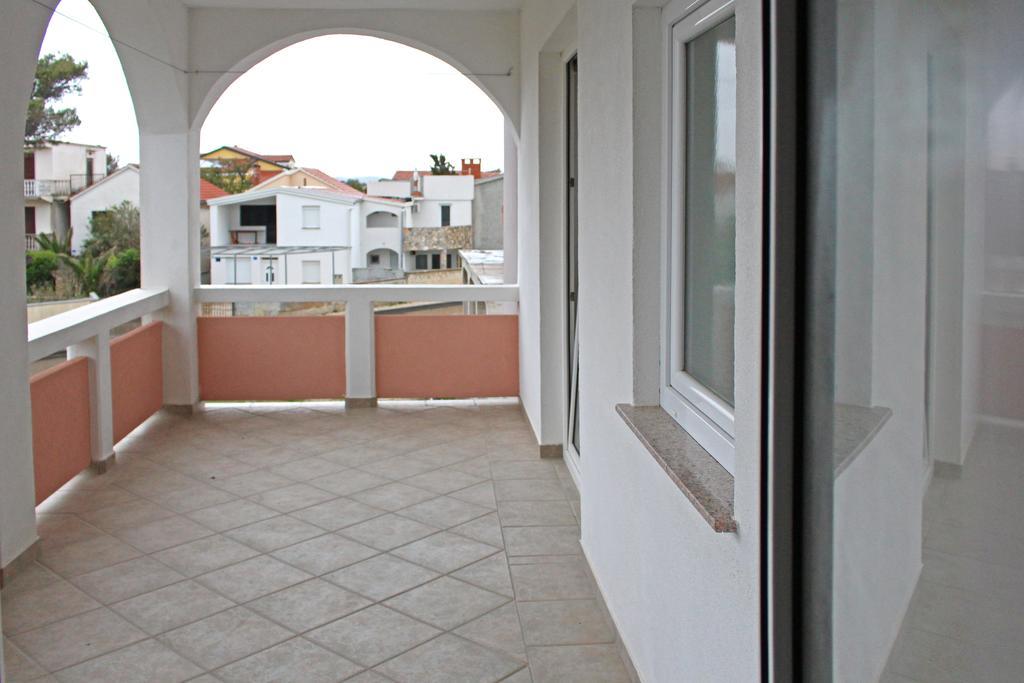 Apartments Beba Vir Rum bild