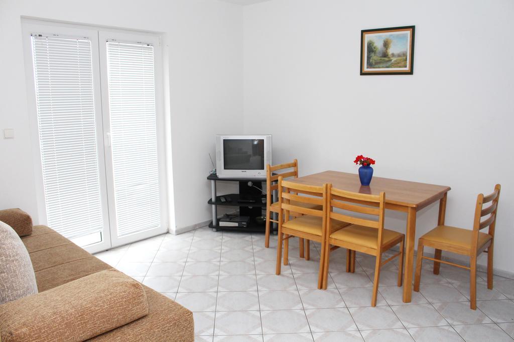 Apartments Beba Vir Rum bild